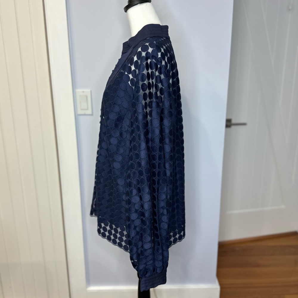 Trina Turk Blue Bianca Oversized Blouse w/Cuffs & Mandarin Collar.  XL, EUC! - Picture 2 of 11